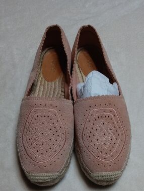 UGG Women's Dusty Pink Suede Espadrille Platform Flats Size 9